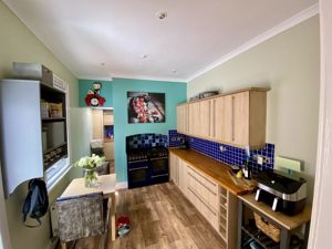 Breakfast Kitchen- click for photo gallery